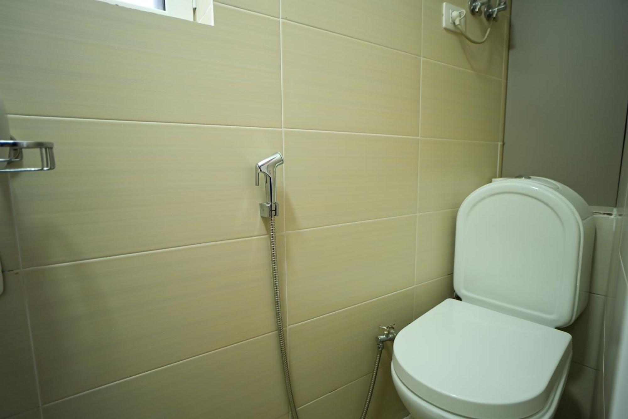 Grandpa House - Studio App.2 Tirana Esterno foto